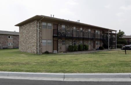 Plaza Hills East Apartments property